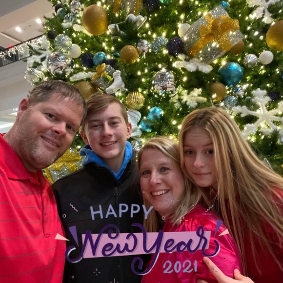 Meet your Posher, Jennie - Picture 1 of 1